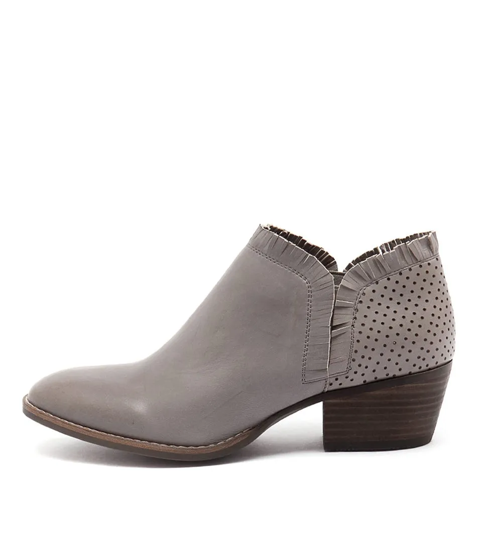 SILENT D Ilana Grey Leather