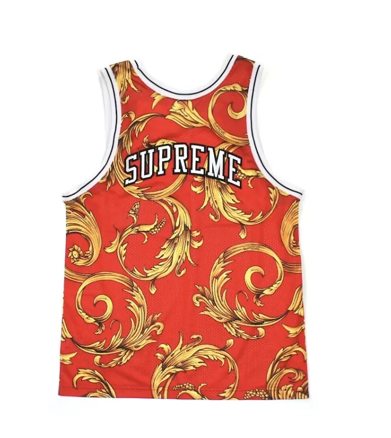 Supreme  |Logo Tanks